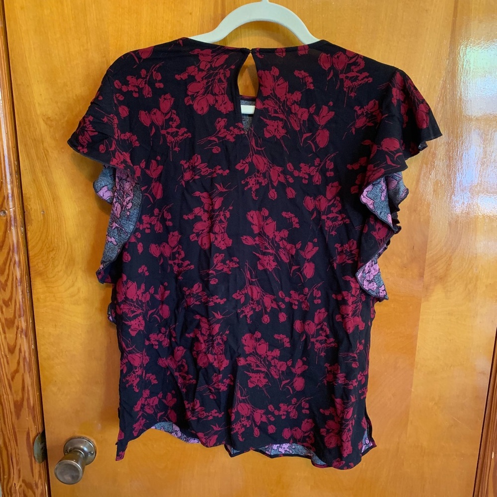 Express Ruffle Top - Picture 6 of 6